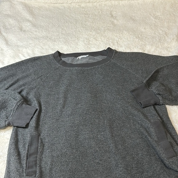 Staccato Soft‎ Crewneck - Picture 5 of 6